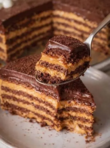 Chocotorta sin horno con galletitas de chocolate