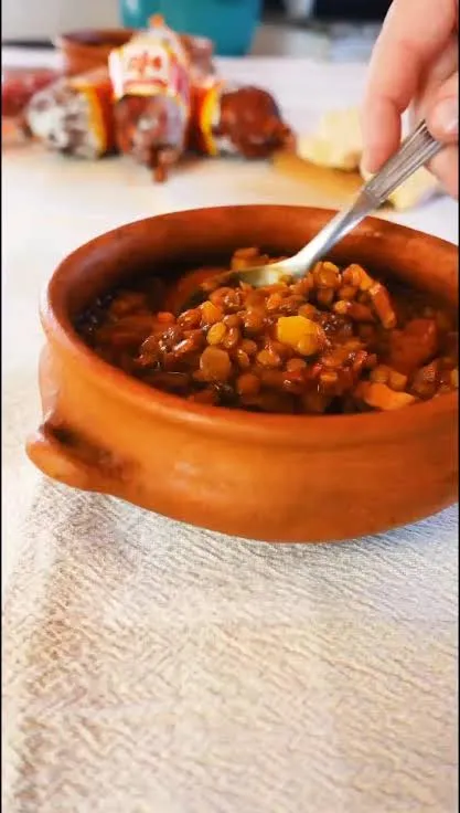 Guiso de lentejas sin TACC con verduras y chorizo