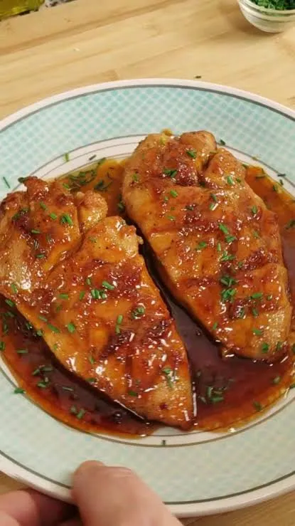 Pollo marinado con salsa de soja y miel para horno